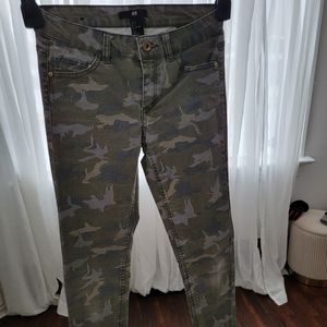 camo skinny jeans